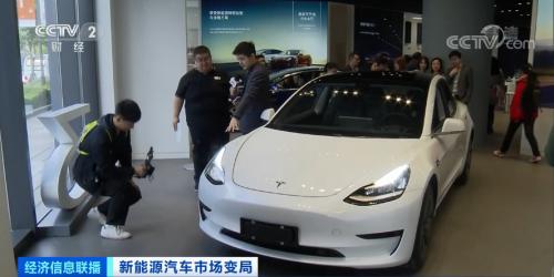 沸騰了！再創(chuàng)紀(jì)錄！有車企股價飆漲近10倍，市值超過寶馬、通用！一場“淘汰賽”正在加速...