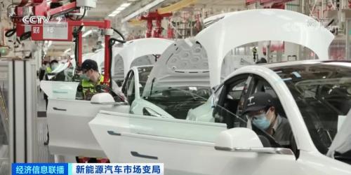 沸騰了！再創(chuàng)紀(jì)錄！有車企股價飆漲近10倍，市值超過寶馬、通用！一場“淘汰賽”正在加速...